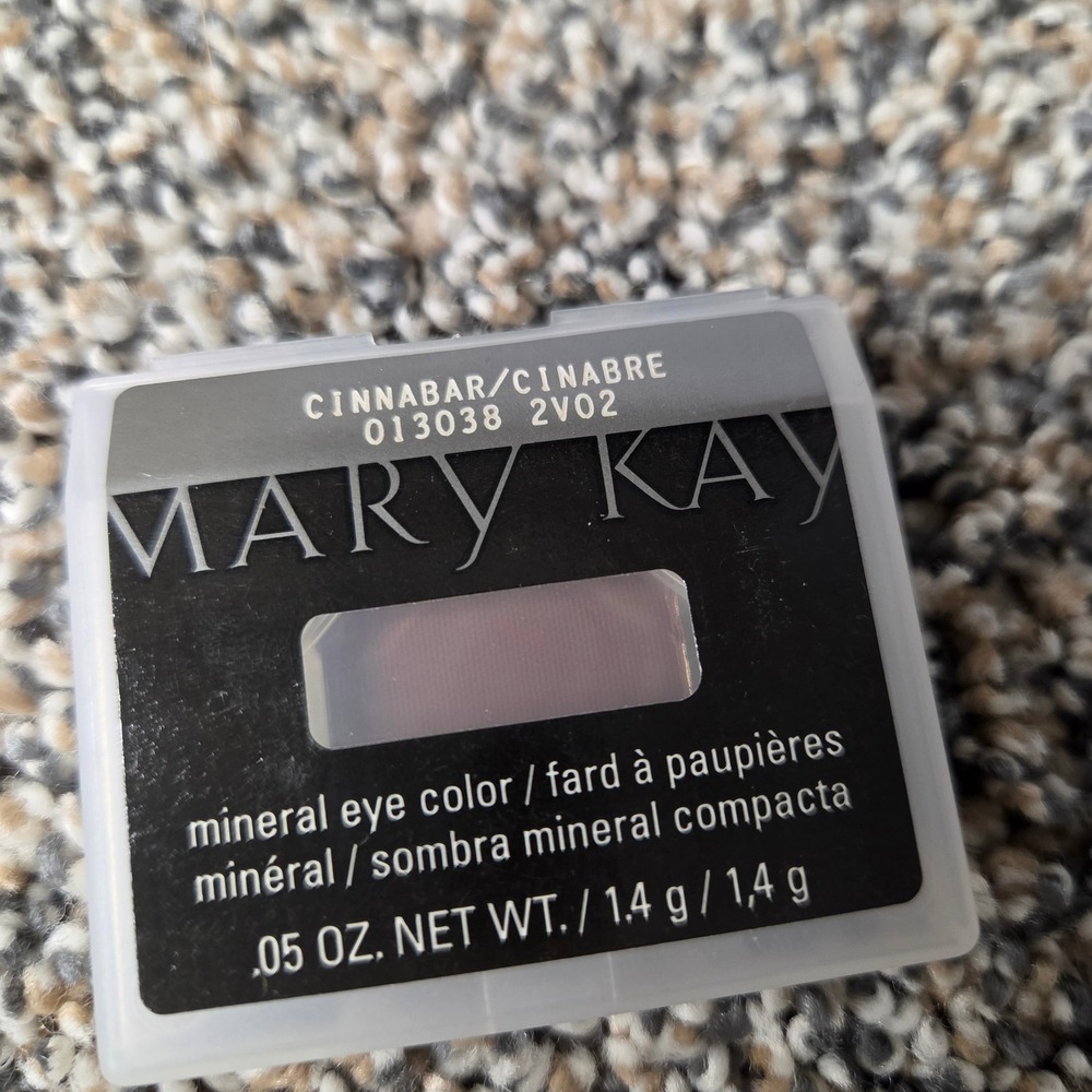 Mary Kay Mineral Eye Color Cinnabar 013038 Matte Brown Eyeshadow 0.05 oz NEW
